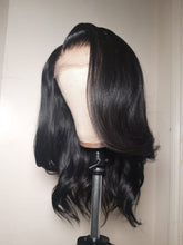 Load image into Gallery viewer, Vicky - 16&quot; Black Layered wig