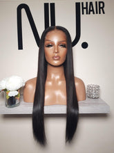 Load image into Gallery viewer, Sharon - Glam Natural Black Wig
